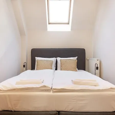 S22 Apartament
